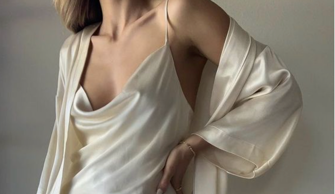 Pajamas vs. Nightgowns: Choosing the Perfect Sleepwear for Your Needs